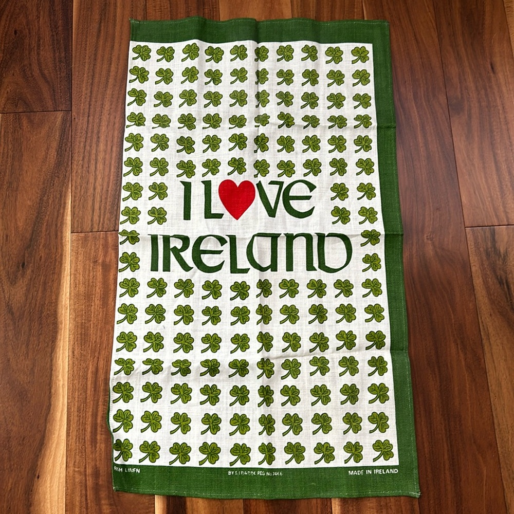 I LOVE IRELAND 🇮🇪 IRISH LINEN MADE IN IRELAND 29” x 17”